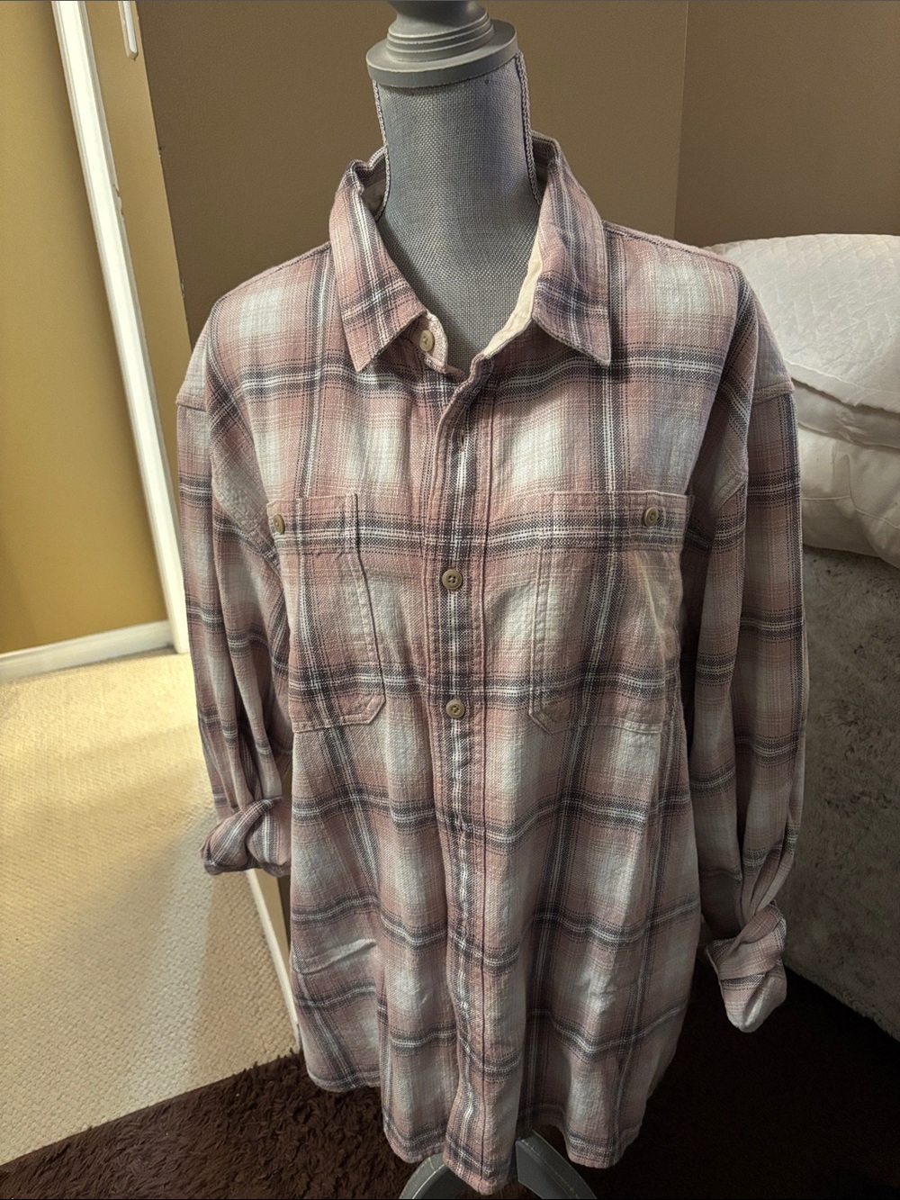 Women’s Casual Plaid Button-Down Shirt in Dusty Rose